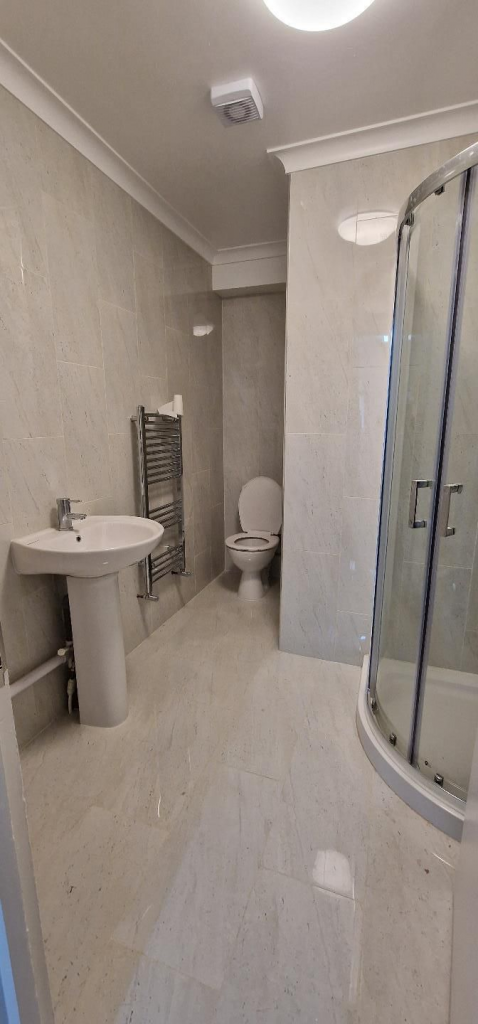 tiling wall and bathroom nwl construction london